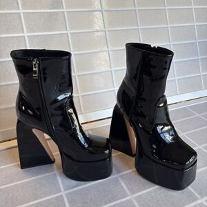 Skyhigh Platform Sz 6 Black Patent Leather Maximalist Goth Edgy Whimsygoth Boots